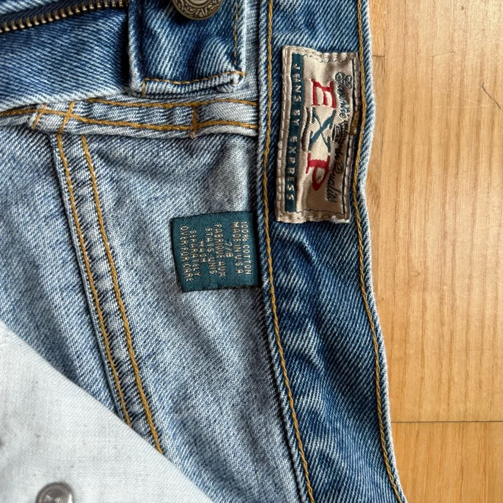 Vintage express jean shorts